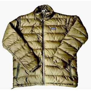 Men’s green Patagonia puffer Jacket Size Large